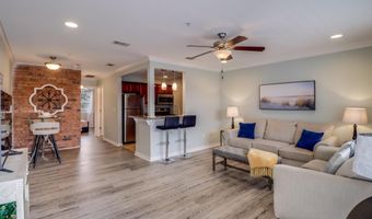 1282 Beach Blvd, Biloxi, MS 39530