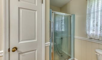 19166 Stone Mountain Rd, Abingdon, VA 24210