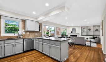 3495 PENCE Ct, Annandale, VA 22003