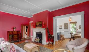 24 Hunter Ave, Newport, RI 02840