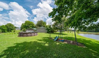 7566 Section Line Rd, Albertville, AL 35950