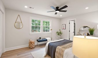 4006 N GLEBE Rd, Arlington, VA 22207