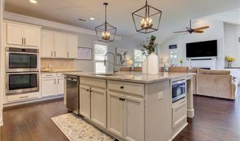 8510 Hightower Rdg, Ball Ground, GA 30107