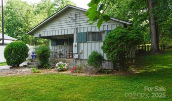 215 Cedar Ln, Arden, NC 28704