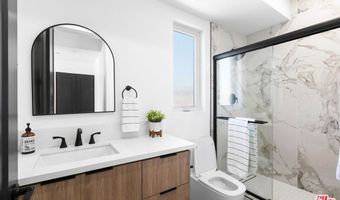 542 N Serrano Ave, Los Angeles, CA 90004