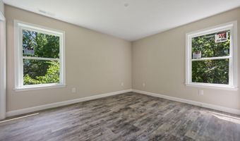 613 W 8TH St, Laurel, DE 19956