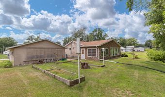 808 S CHURCH St, Albany, IL 61230