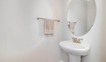 1405 Town Home Dr, Apex, NC 27502