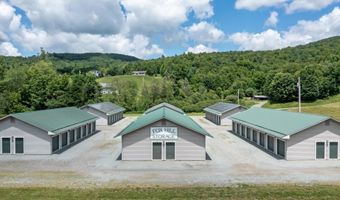 87 Fox Hill Dr, Cambridge, VT 05464