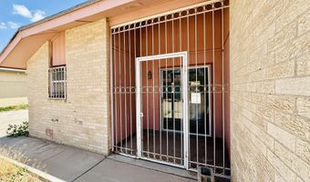 10296 Ron St, Socorro, TX 79927