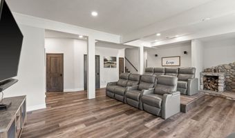 17562 W Swan Shores Rd, Bigfork, MT 59911