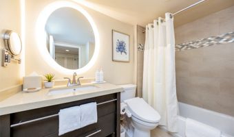2470 Kalakaua Ave 704, Honolulu, HI 96815