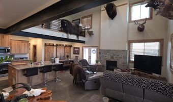 305 Snake River Dr, American Falls, ID 83211