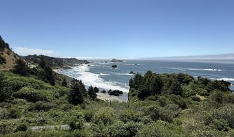 17744 HIGHWAY 101 C-306, Brookings, OR 97415