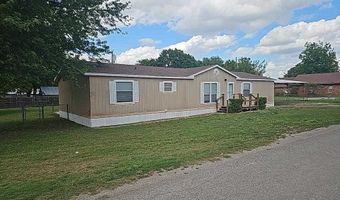 617 E Gregory Ave, Apache, OK 73006