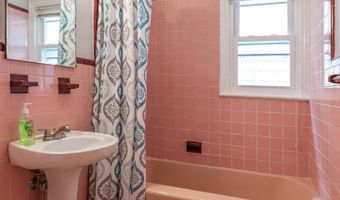 64 W 57TH St, Bayonne, NJ 07002
