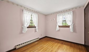 30 Hawthorne St, Bristol, CT 06010