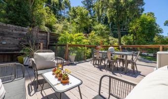 321 Valencia Rd, Aptos, CA 95003