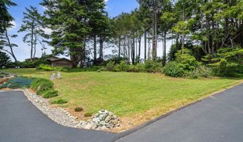 17440 DEER PARK Dr, Brookings, OR 97415