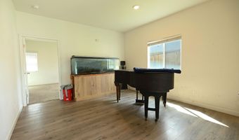 1623 Summerwind Dr, Fernley, NV 89408