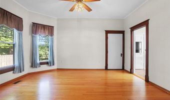 2408 Edwards St, Alton, IL 62002