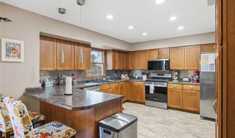 814 SE Uehlamar Dr, Ankeny, IA 50021
