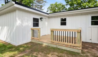 121 NE Hill Dr, Abingdon, VA 24210