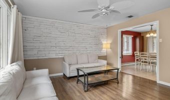 9 Basswood Dr, Alloway, NJ 07461