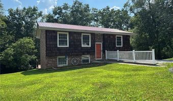 161 Lincoln Hts, Alum Creek, WV 25003