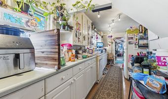 48 Drummond St, Auburn, ME 04210