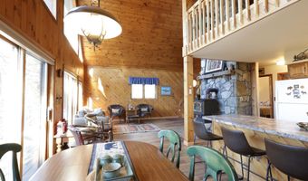 105 Pine Ln, Adirondack, NY 12808