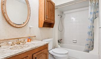5605 Blair Oaks Dr, The Colony, TX 75056