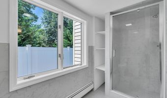 168 Leonardville Rd, Belford, NJ 07718