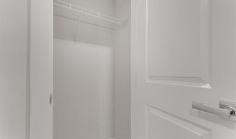 5701 11TH St N 2, Arlington, VA 22205