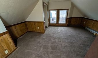 564 Carroll St, Akron, OH 44304