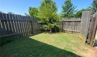 218 Bridgewater Cir, Athens, GA 30601