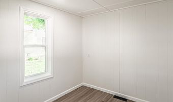 718 S Illinois St, Bicknell, IN 47512