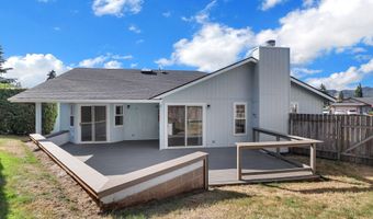 5689 D St, Springfield, OR 97478