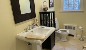9 Michael Dr, Canton, CT 06019