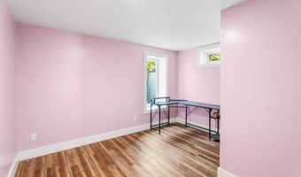 75 Marsh Rd, Belfast, ME 04915