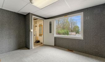 41 Jacques St, Barre, VT 05641