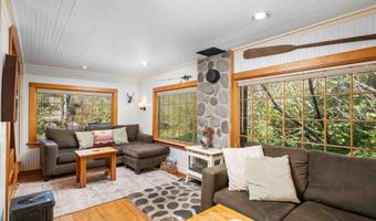 1062 S BREAKER Ave, Rockaway Beach, OR 97136