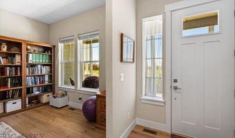 1604 Kit Carson Cir, Belgrade, MT 59714