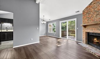 1201 Lofty Point Dr C, Ballwin, MO 63021