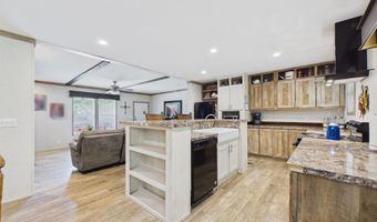 425 Pfeiffer Rd, Batesville, AR 72501
