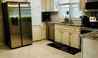 1246 Newport Rd, Macon, GA 31210