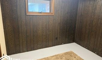 1206 N Johnson St, Algona, IA 50511