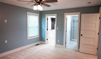 270 Village Creek Dr, Ballwin, MO 63021