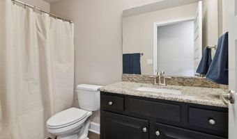 447 LAKE VISTA Dr, Auburndale, FL 33823