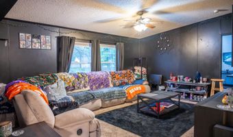 112 S College St, Adams, WI 53910